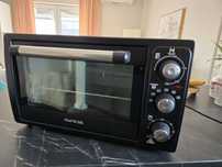 Piekarnik elektryczny mały 1500w z funkcją termoobiegu