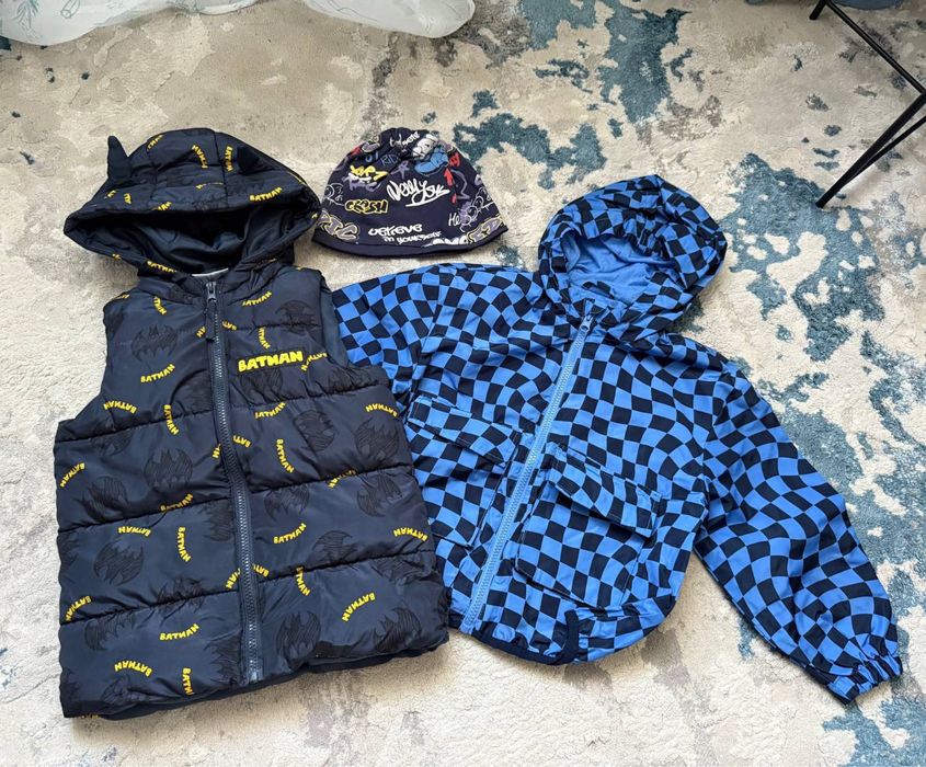 Лот 98-110, вітровка та жилетка на хлопчика 4-5 років