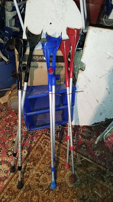 Kule rehabilitacyjne , ortopedyczne, inwalidzkie ,para