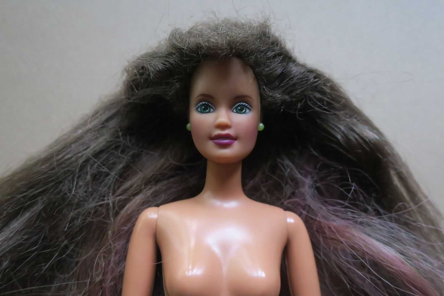 Barbie Teresa szatynka Mattel ruchome stawy kolczyki