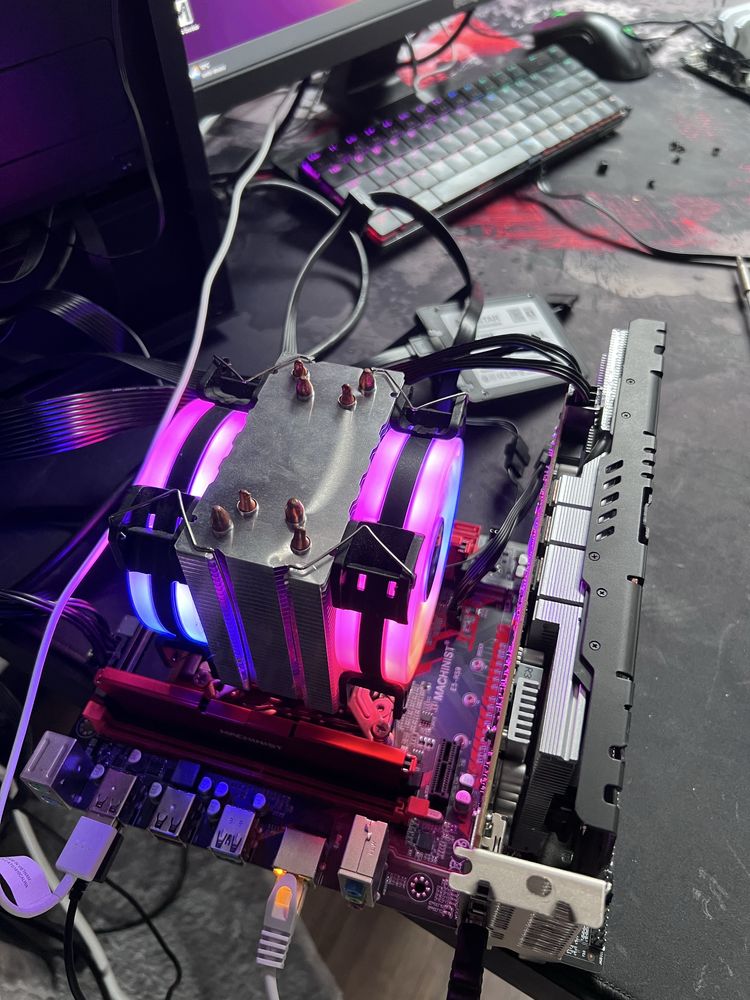 RX 580 8 GB/DDR4 16 GB/ Intel