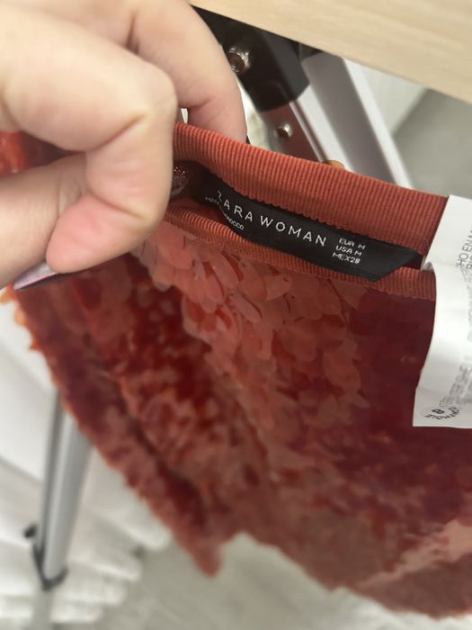 Спідниця zara паєтка