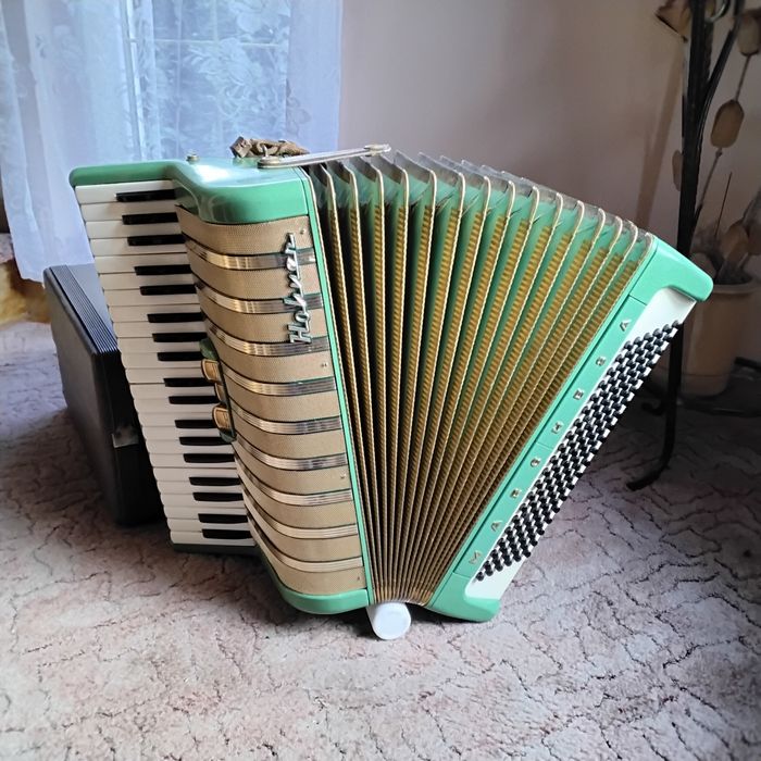 Akordeon Hohner 120 basow
