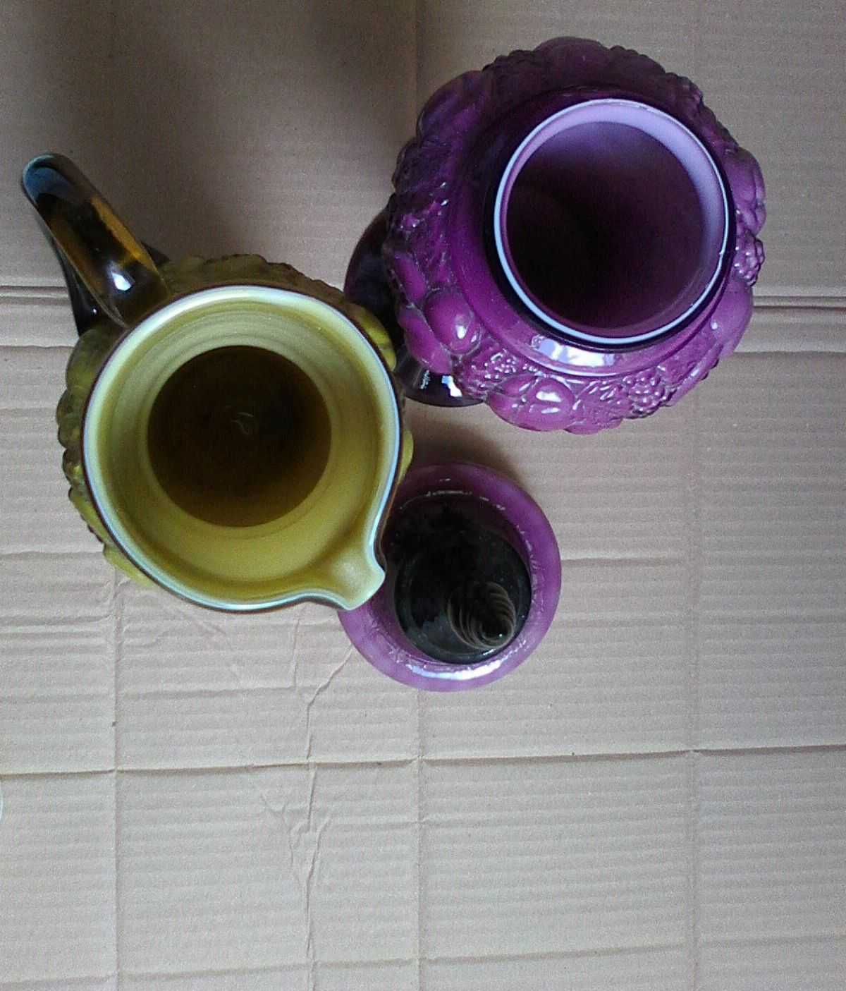 duas Jarras jarros loiça vidro pintado antigas