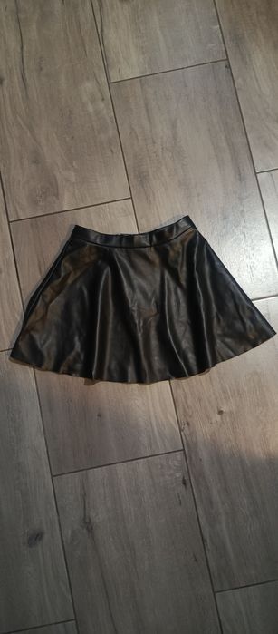 Skórkowa spódniczka H&M 140