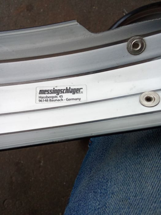 Крылья щитки на 24дюйма.