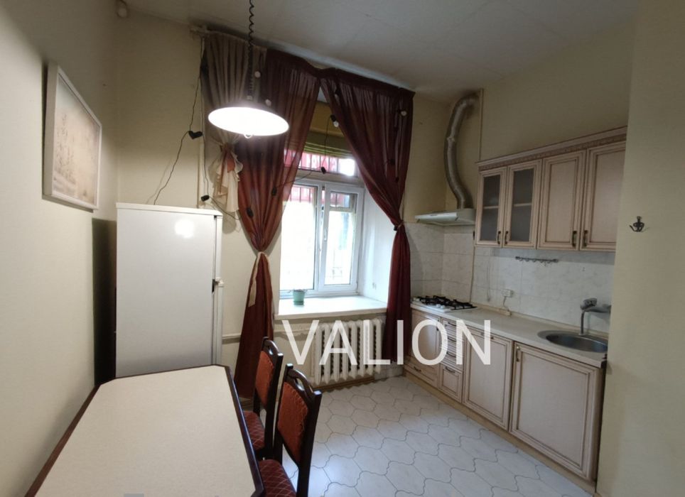 Оренда 2 к.кв. пров.Чеховський 11, Львівська площа