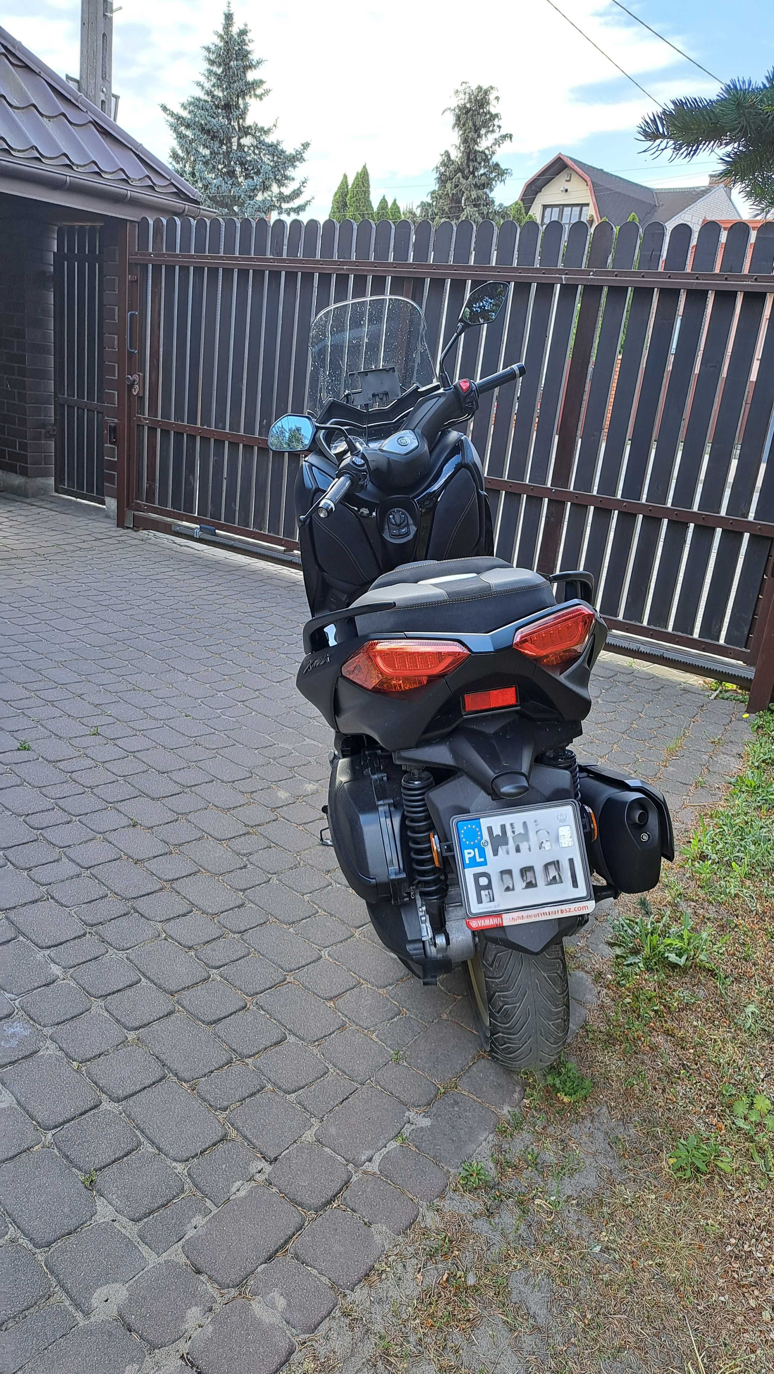 Sprzedam Yamahę X max z 2022r.