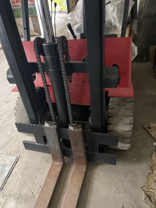 Вилочный погрузчик Балканкар