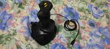 Joystick Thrustmaster USB PC/MAC (Controlo Simulador de Vôo)