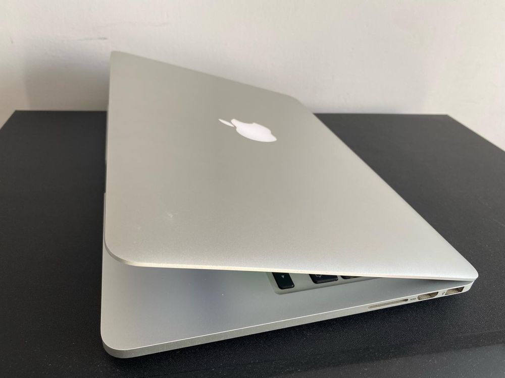 Macbook Pro 13 i5 2015