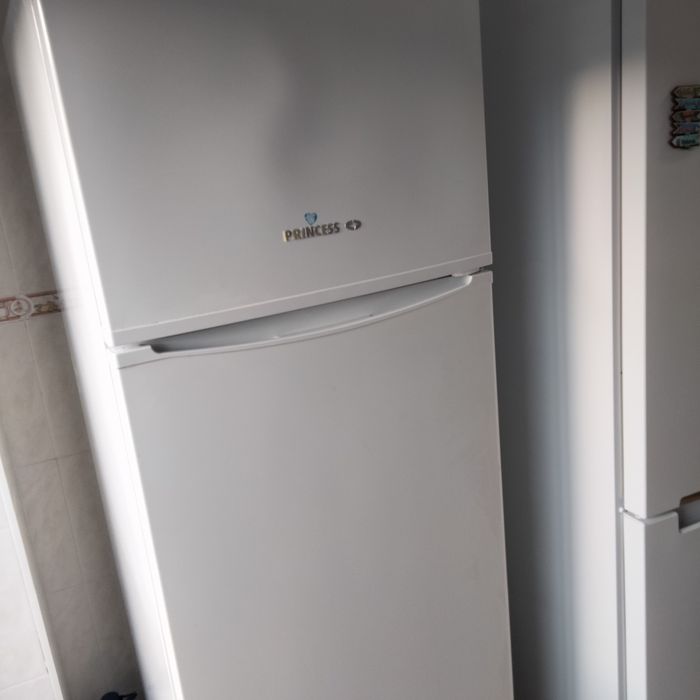 Frigorífico usado, bom estado