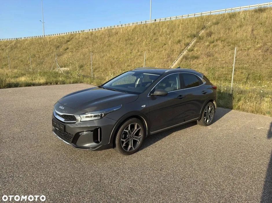 Kia XCeed Szary Kia XCeed 2021 Roku | Benzyna