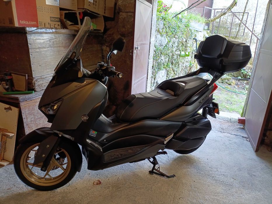 Xmax 300 tech max 2021