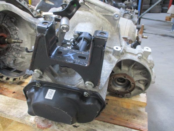 Caixa de velocidades manual VOLKSWAGEN Polo (9N)