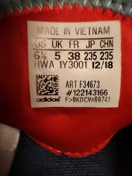 Женские кроссовки Adidas Cloudfoam Pure идеальное состояние 36,5р.