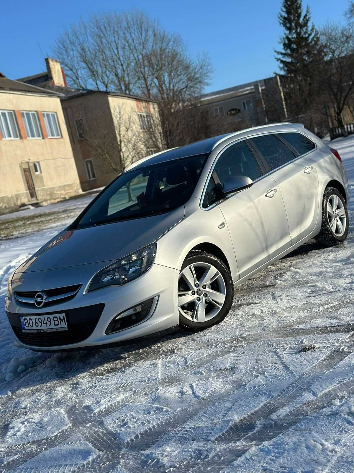 Opel Astra Sports Tourer J