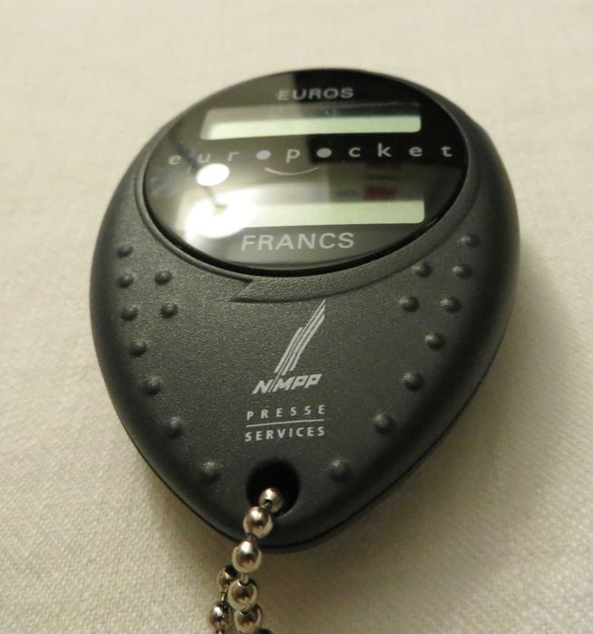 Porta Chaves, Eletrónico Europocker, Oval - Medida: 7 x 5 cm, a pilhas