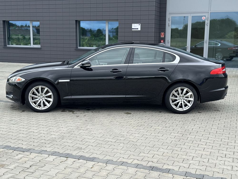 Jaguar XF 2013r 2.0 benzyna 240KM 155.000km STAN BDB