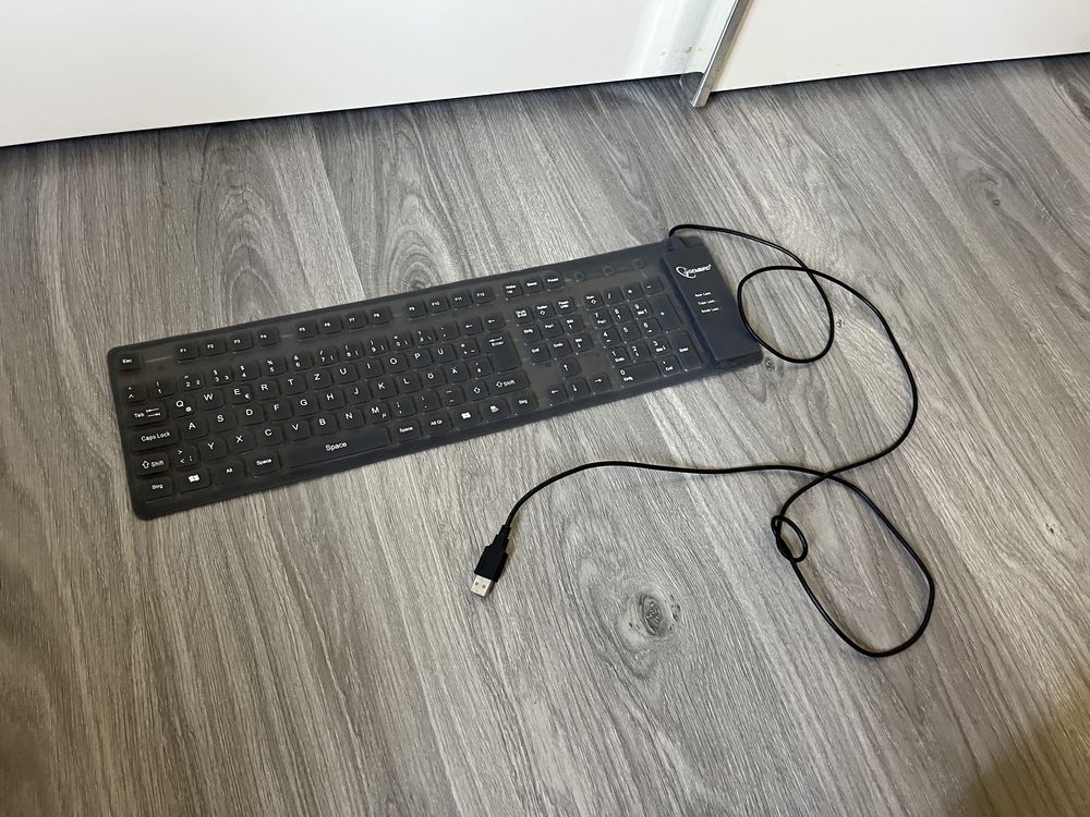 Гумова клавіатура для комп’ютера