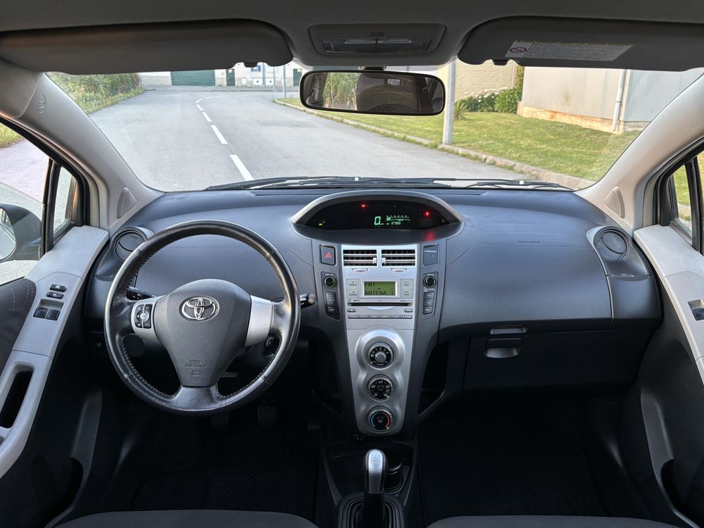 Toyota Yaris | Excelente Estado | Ar Condicionado | Garantia | IUC 19€