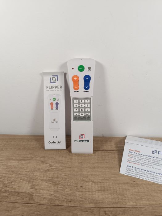 Pilot uniwersalny Flipper BIG BUTTON biały