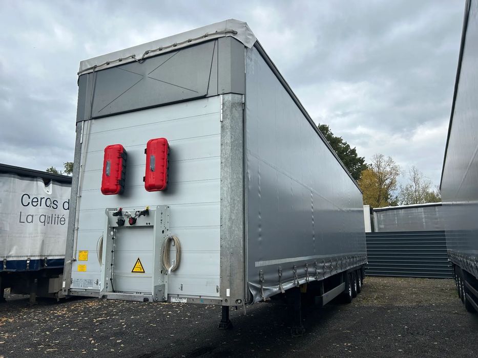 Schmitz Cargobull Mega oś podnoszona