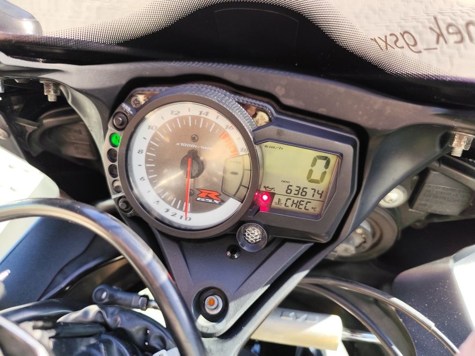 Suzuki gsxr 600 K8