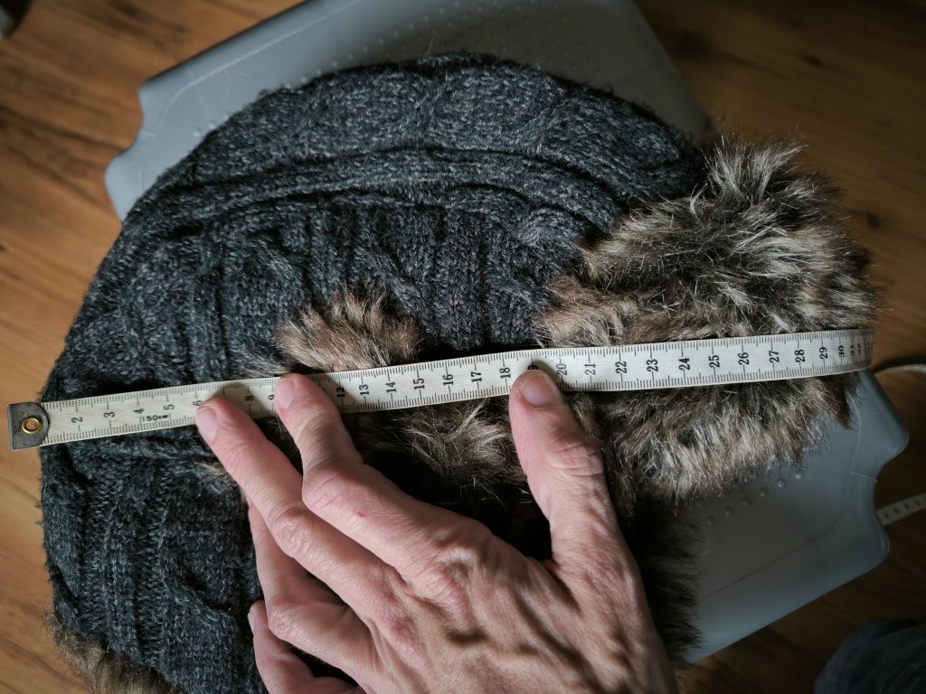 Mountain Warehouse czapka uszatka z futerkiem szara zimowa ciepła