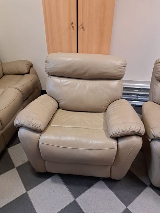 Zestaw mebli skórzanych