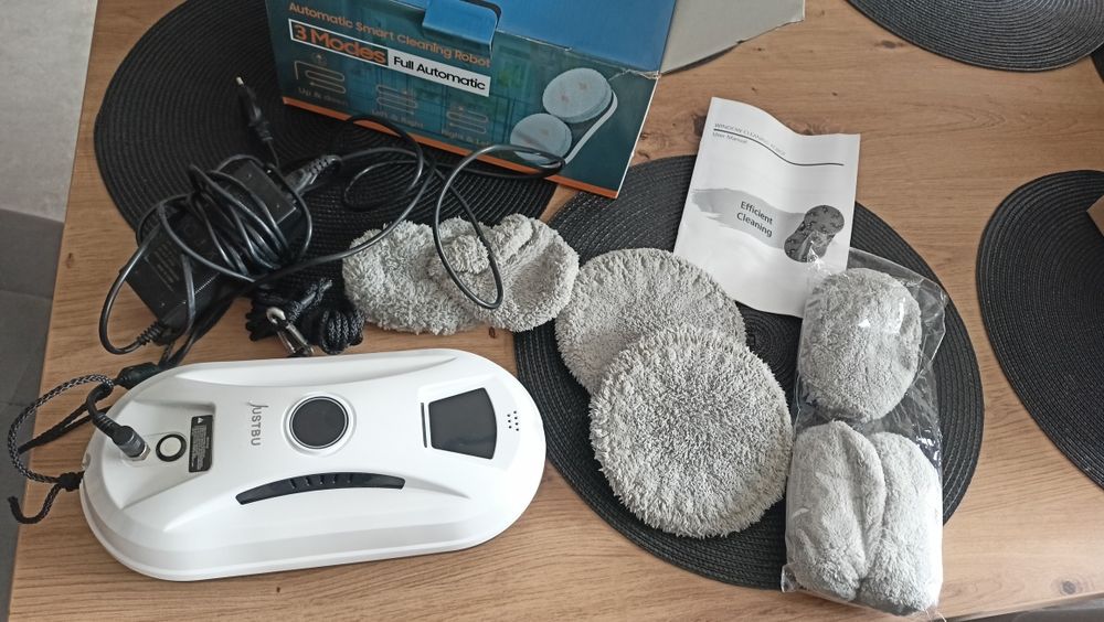 Automatyczny robot myjka do mycia okien