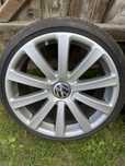 Felgi z oponami VW 5x112 r19 235/35