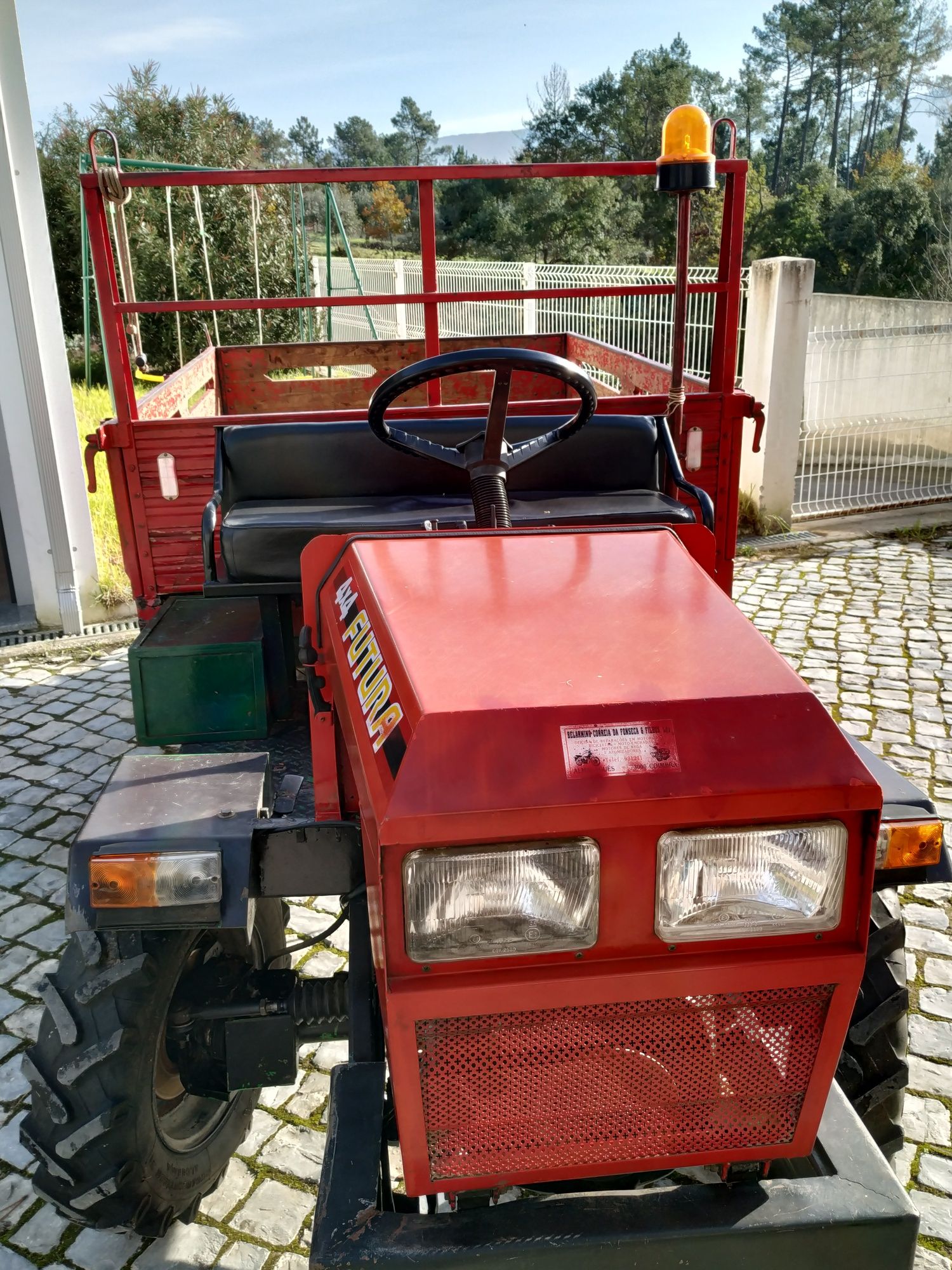 Trator carro Futura 4×4