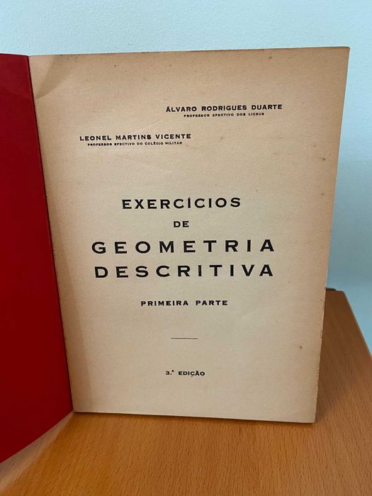 Exercícios de Geometria Descritiva - Primeira Parte