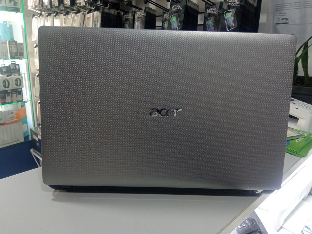 Portátil Acer 5741G Intel Core i3 350M