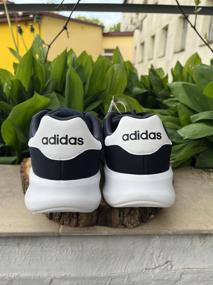 Чоловічі кросівки Adidas