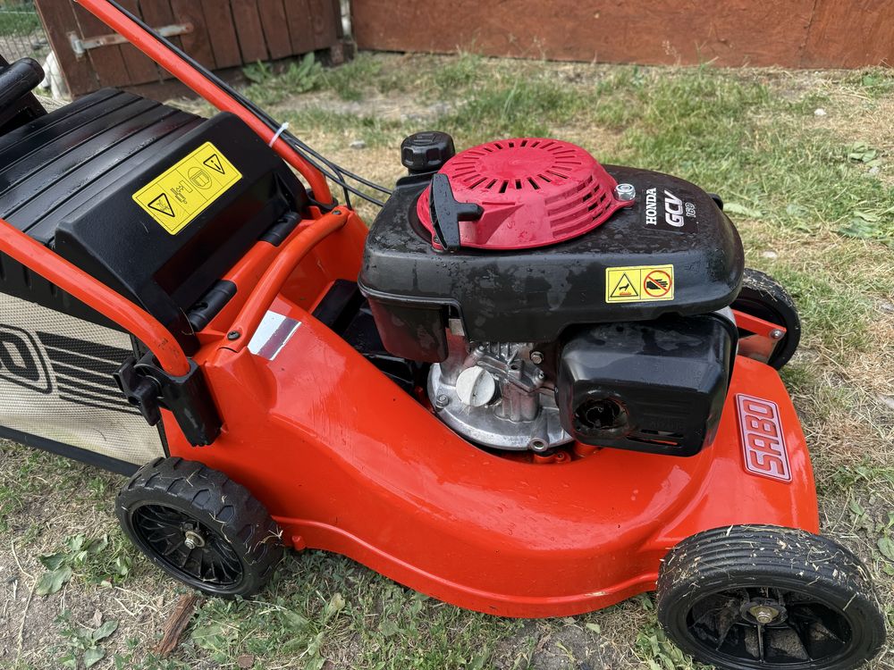 Kosiarka spalinowa Sabo silnikiem Honda GCV 160