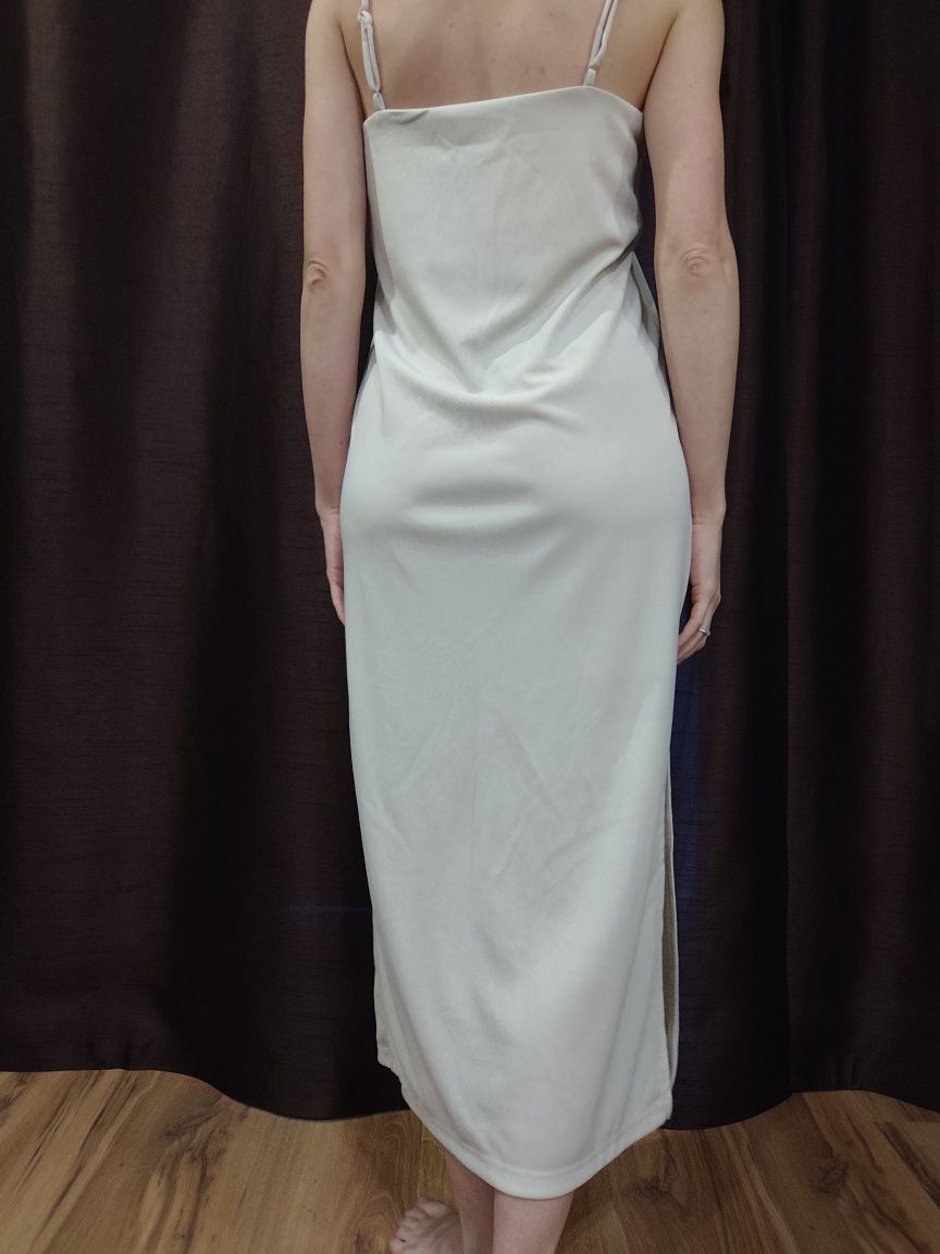 Elegancka sukienka midi