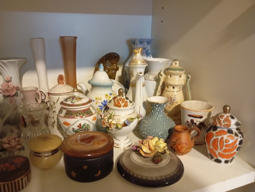Muitos artigos de decoração