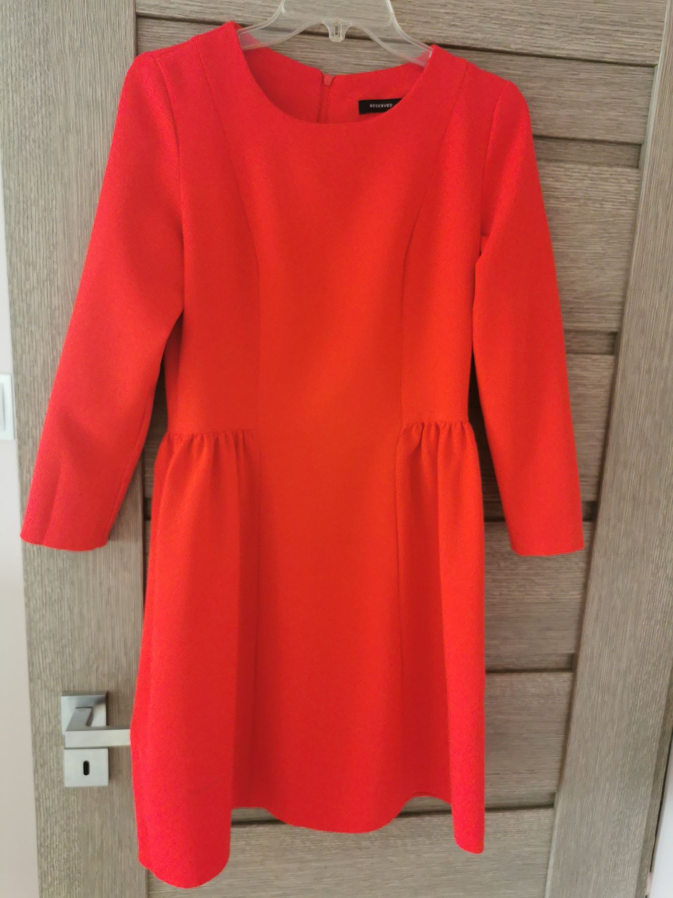 Sukienka czerwona rozmiar 36