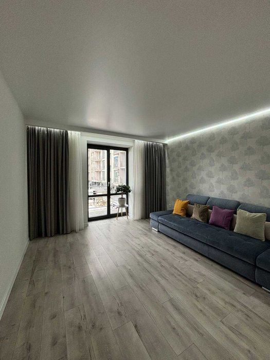 Продам 2-кімнатну з ремонтом у ЖК Park Residence