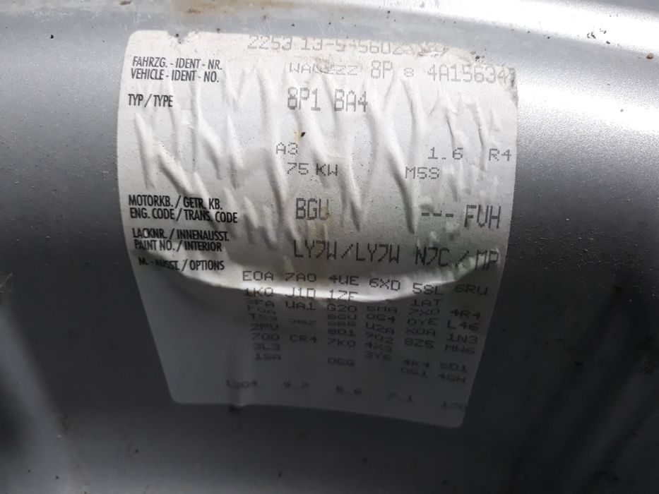 Audi a3 8p 1.6 mpi 1.9 tdi 2.0 tdi BLS
FVH
BGU
GNB
AZV kolor LY7W