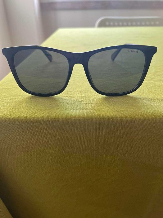 Óculos de Sol Polaroid