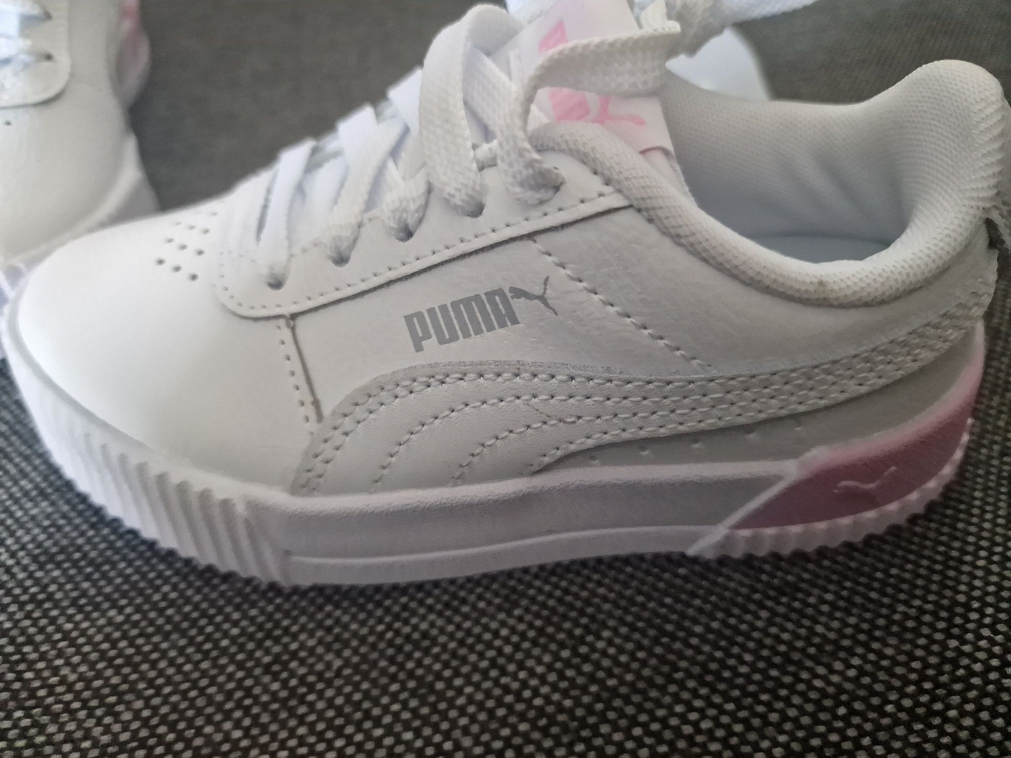 Nowe buty dziecięce PUMA rozmiar 28