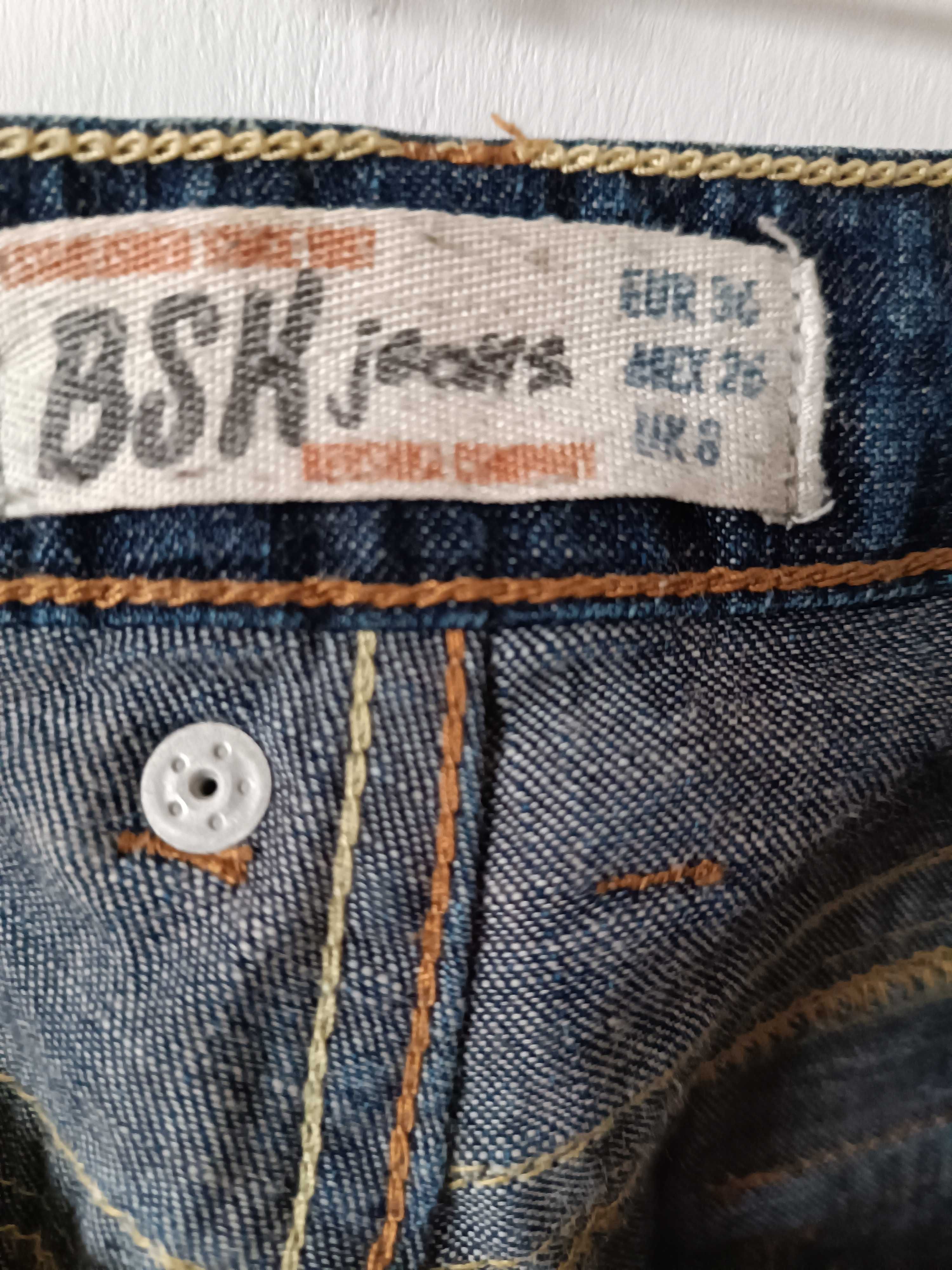 calça de ganga de marca