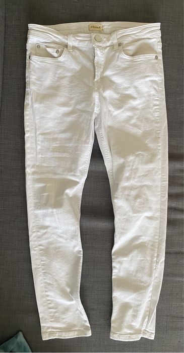 Filippa K białe spodnie jeansy skinny xs/s