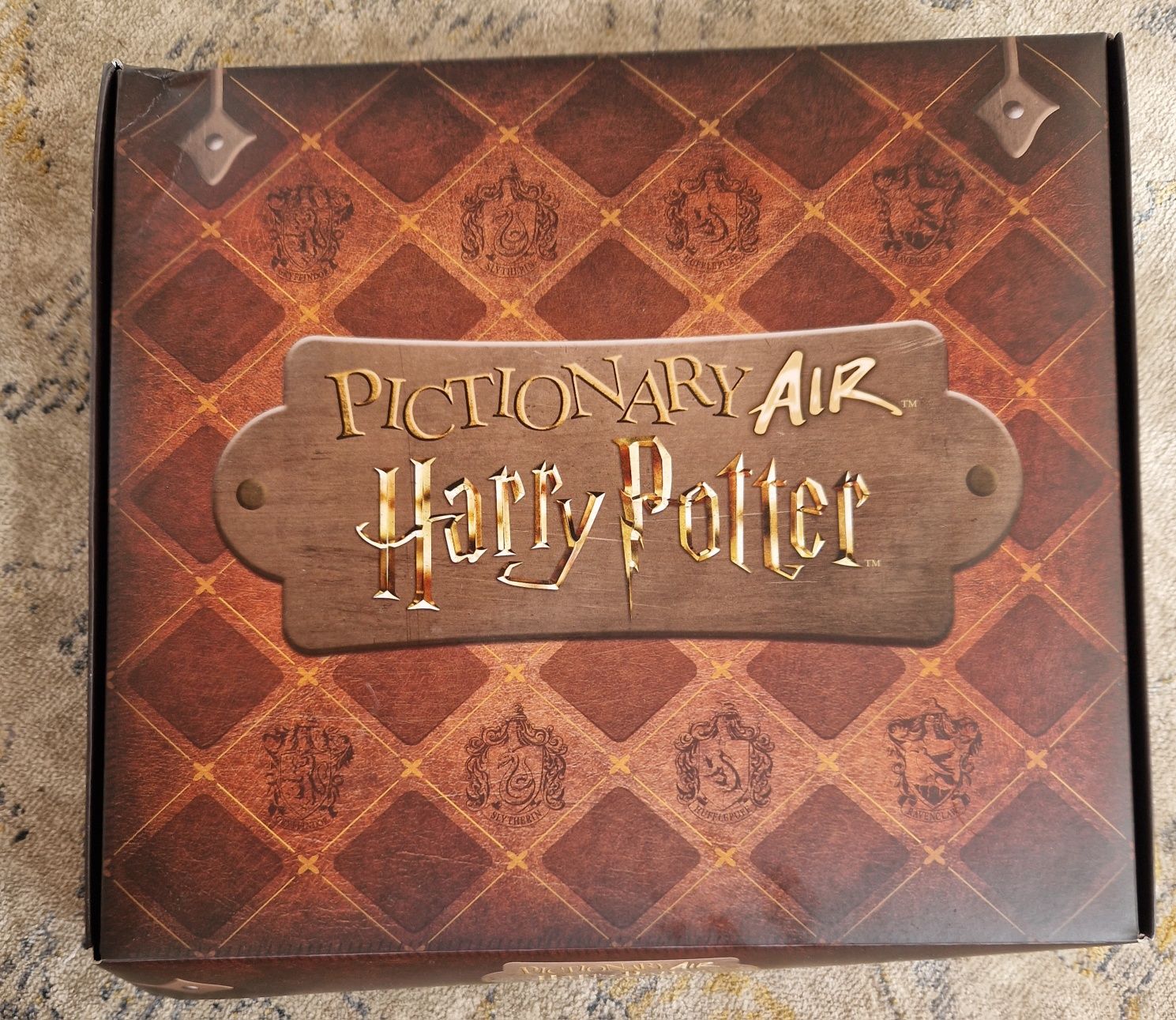 Gra planszowa PICTIONARY Air  Harry Potter różdżka do rysowania