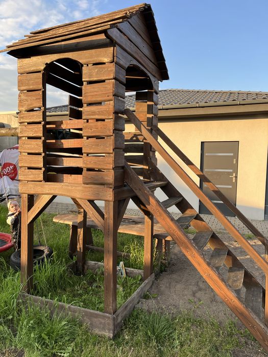 Plac zabaw malpi gaj domek dla dzieci