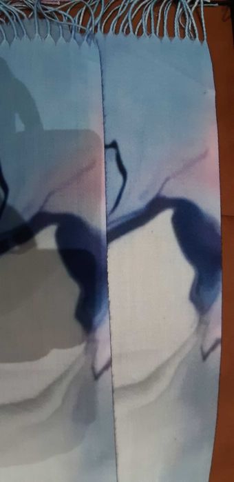 Szal grubsza wiskoza duży piękny kwiat fiolet z niebieskim