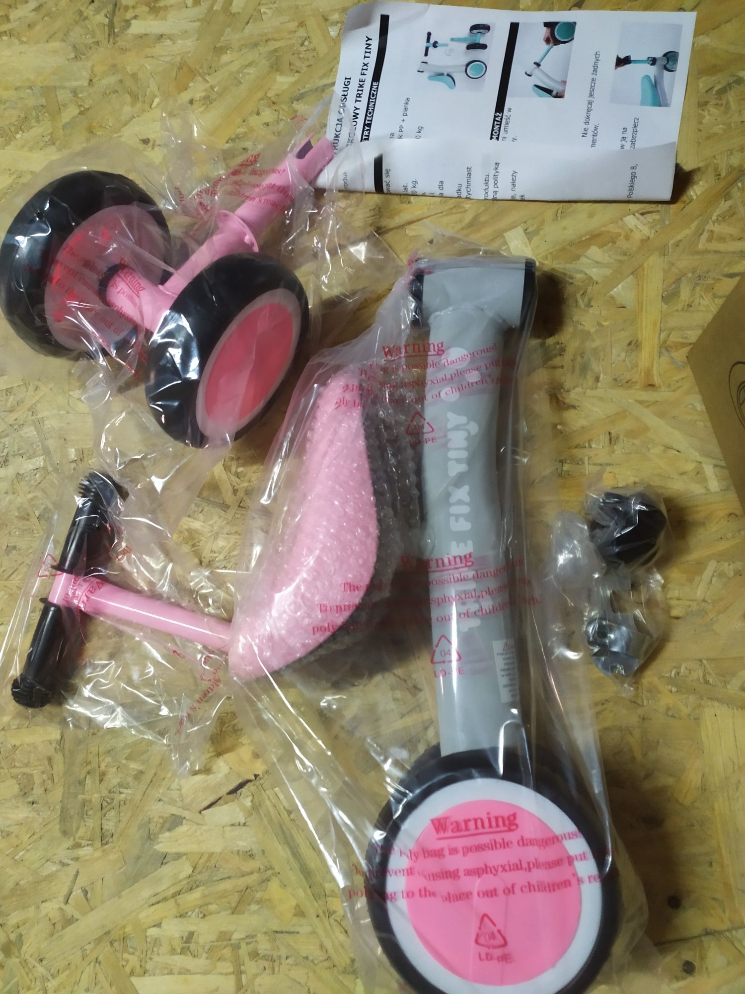 Rowerek trójkołowy biegowy Trike Fix Tiny różowy